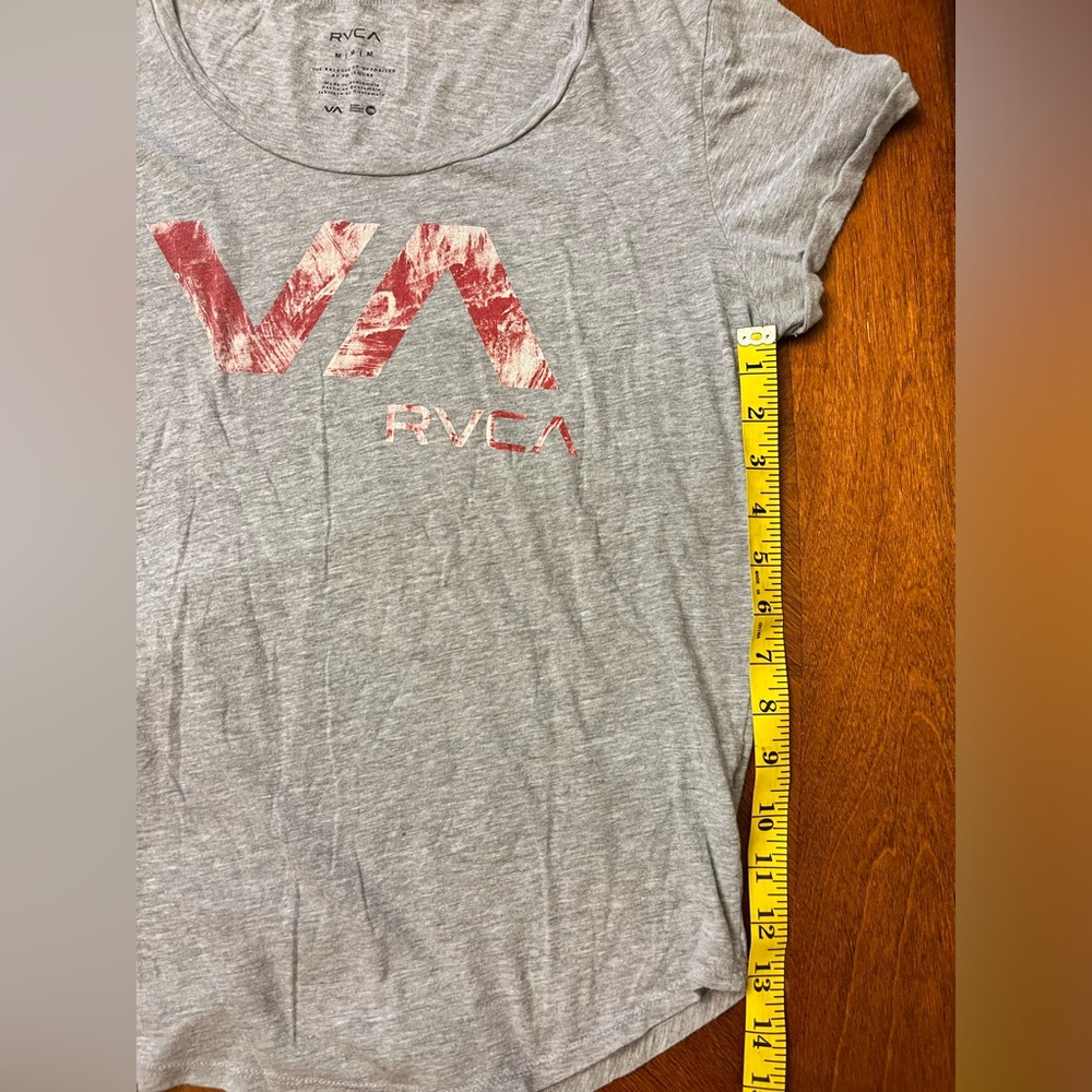 Women’s RVCA - Picture 2 of 3